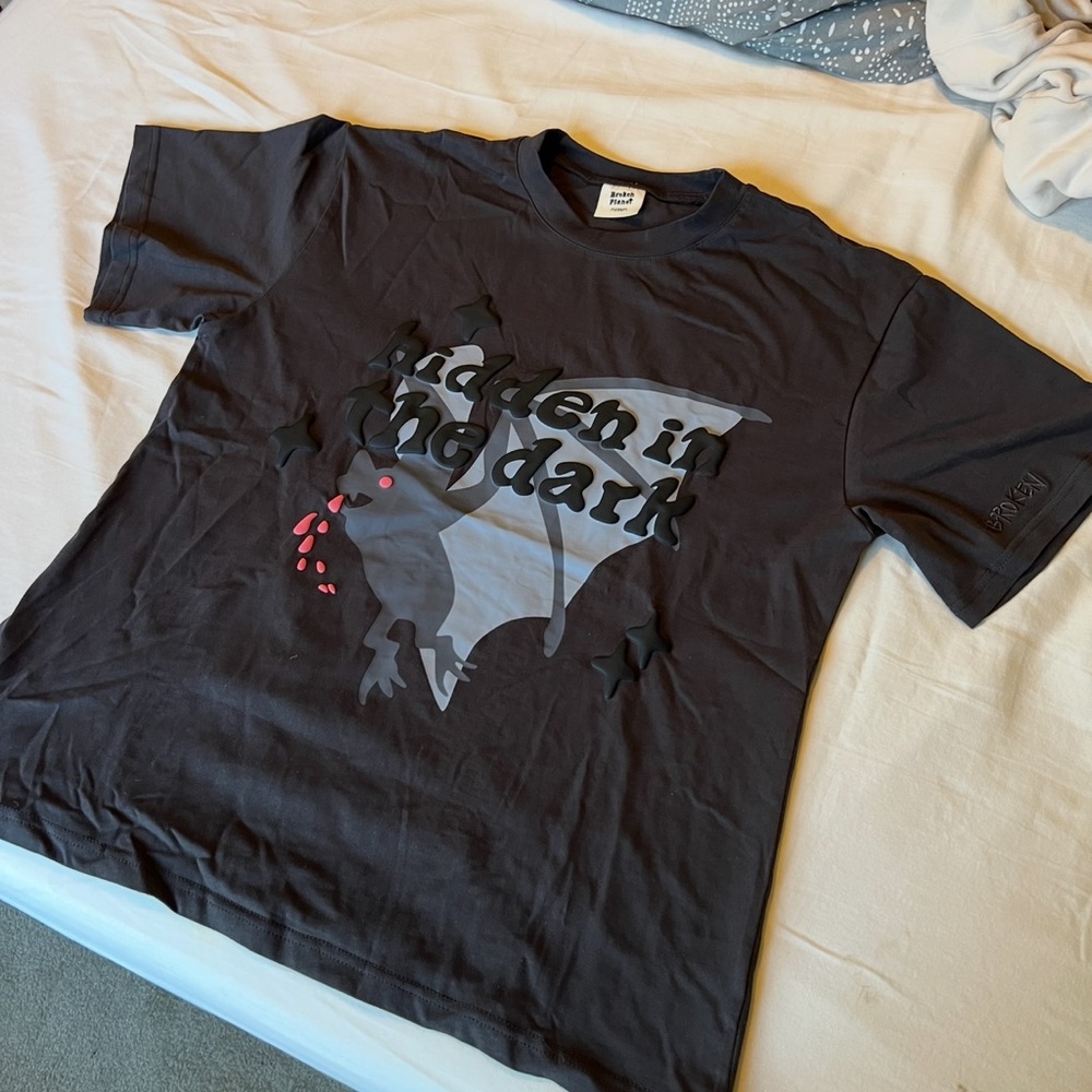 Broken planet t shirt